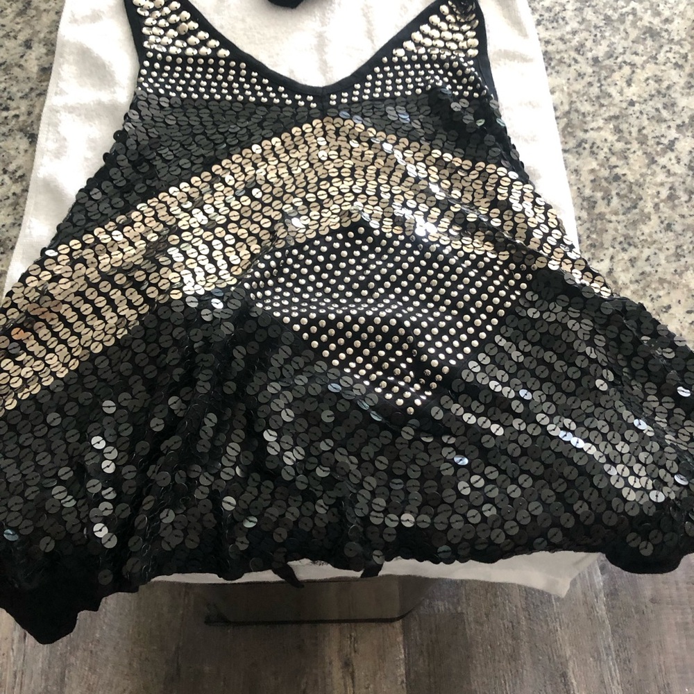 Wilster Black and Silver Sequin Halter style Tie Back Top NWT